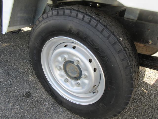 アトラストラック フルスーパーロー　フルスーパーロー　シングルタイヤ　三方開き　Ｆ５速　ＡＢＳ　Ｄ席エアバック　集中ドア　キーレス　ＥＴＣ　左側電動格納ミラー　スチールデッキ　１５００Ｋｇ積載（22枚目）