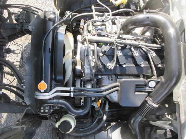 アトラストラック フルスーパーロー　フルスーパーロー　シングルタイヤ　三方開き　Ｆ５速　ＡＢＳ　Ｄ席エアバック　集中ドア　キーレス　ＥＴＣ　左側電動格納ミラー　スチールデッキ　１５００Ｋｇ積載（24枚目）