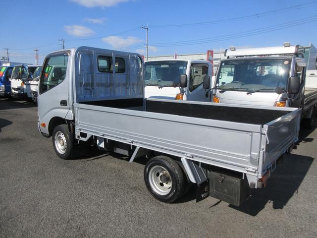 ダイナトラック ジャストロー　ジャストロー　低床　Ｗタイヤ　三方開き　Ｆ５速　ＡＢＳ　Ｗエアバッグ　集中ドア　ＥＴＣ　社外ナビＴＶ　フルセグ　荷台板張り　車両総重量３２８５Ｋｇ　１５００Ｋｇ積載（9枚目）