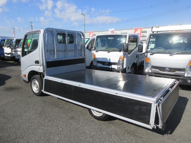 ダイナトラック ジャストロー　ジャストロー　低床　Ｗタイヤ　三方開き　Ｆ５速　ＡＢＳ　Ｗエアバッグ　集中ドア　ＥＴＣ　社外ナビＴＶ　フルセグ　荷台板張り　車両総重量３２８５Ｋｇ　１５００Ｋｇ積載（21枚目）