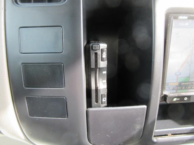 トヨエース Ｓシングルジャストロー　スーパーシングルジャストロー　低床　三方開き　シングルタイヤ　オートマ　Ｄ席エアバッグ　集中ドア　キーレス　ＥＴＣ　社外ナビＴＶ　バックカメラ　荷台後付板張り　車両総重量３１２５Ｋｇ　１２５０Ｋｇ積載（15枚目）