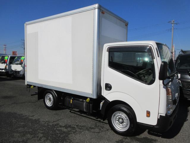 アトラストラック フルスーパーロー　パネルバン　シングルタイヤ　オートマ　ＡＢＳ　Ｄ席エアバッグ　集中ドア　キーレス　左側電動格納ミラー　バックモニター　ラッシングレール１段　車両総重量３３６５Ｋｇ　１２００Ｋｇ積載（6枚目）