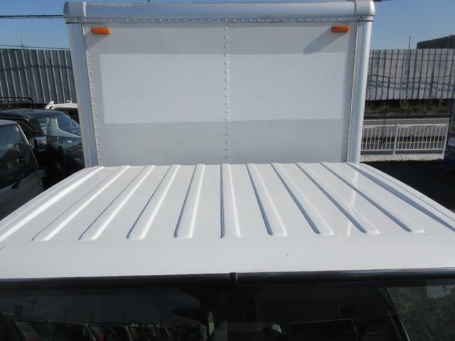 アトラストラック フルスーパーロー　パネルバン　シングルタイヤ　オートマ　ＡＢＳ　Ｄ席エアバッグ　集中ドア　キーレス　左側電動格納ミラー　バックモニター　ラッシングレール１段　車両総重量３３６５Ｋｇ　１２００Ｋｇ積載（10枚目）