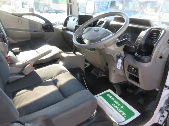 アトラストラック フルスーパーロー　パネルバン　シングルタイヤ　オートマ　ＡＢＳ　Ｄ席エアバッグ　集中ドア　キーレス　左側電動格納ミラー　バックモニター　ラッシングレール１段　車両総重量３３６５Ｋｇ　１２００Ｋｇ積載（11枚目）