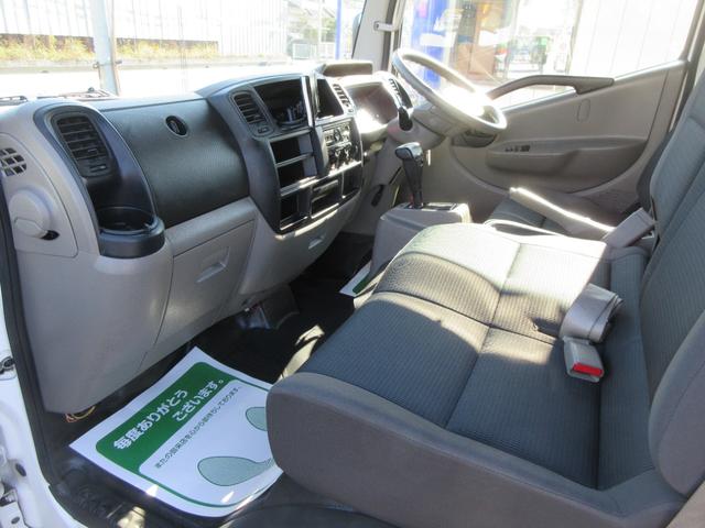 アトラストラック フルスーパーロー　パネルバン　シングルタイヤ　オートマ　ＡＢＳ　Ｄ席エアバッグ　集中ドア　キーレス　左側電動格納ミラー　バックモニター　ラッシングレール１段　車両総重量３３６５Ｋｇ　１２００Ｋｇ積載（12枚目）