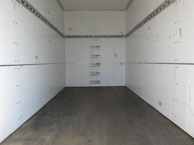 アトラストラック フルスーパーロー　パネルバン　シングルタイヤ　オートマ　ＡＢＳ　Ｄ席エアバッグ　集中ドア　キーレス　左側電動格納ミラー　バックモニター　ラッシングレール１段　車両総重量３３６５Ｋｇ　１２００Ｋｇ積載（19枚目）