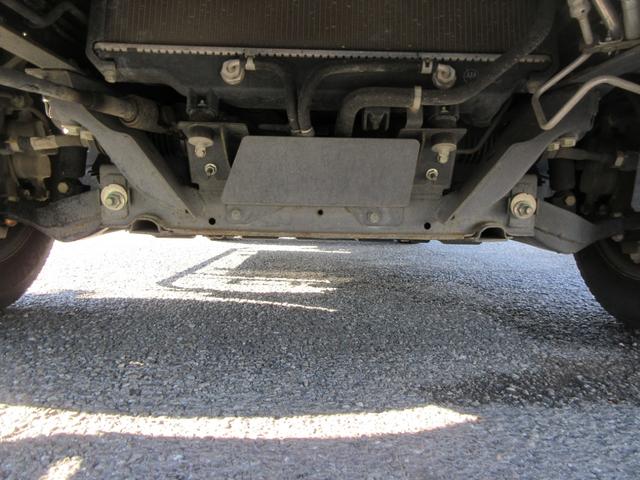 アトラストラック フルスーパーロー　パネルバン　シングルタイヤ　オートマ　ＡＢＳ　Ｄ席エアバッグ　集中ドア　キーレス　左側電動格納ミラー　バックモニター　ラッシングレール１段　車両総重量３３６５Ｋｇ　１２００Ｋｇ積載（21枚目）