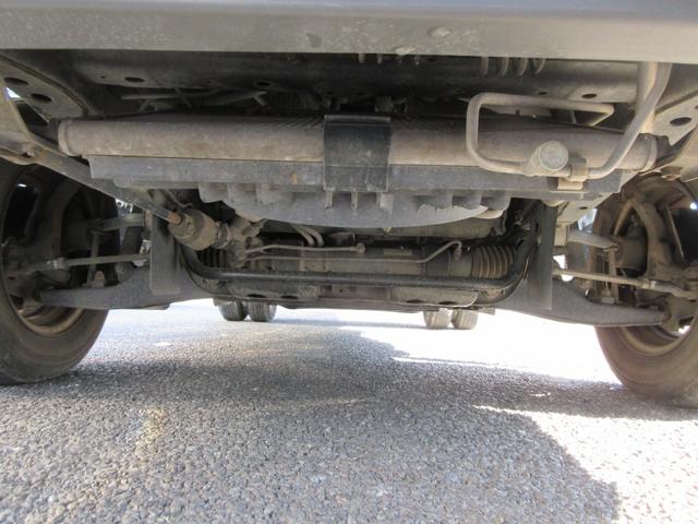 バネットトラック ロングスーパーローＤＸ　ＤＸ　スーパーロー　ロング　低床　Ｗタイヤ　三方開き　オートマ　Ｄ席エアバッグ　集中ドア　ワンオーナー　スチールデッキ　１０００Ｋｇ積載（20枚目）