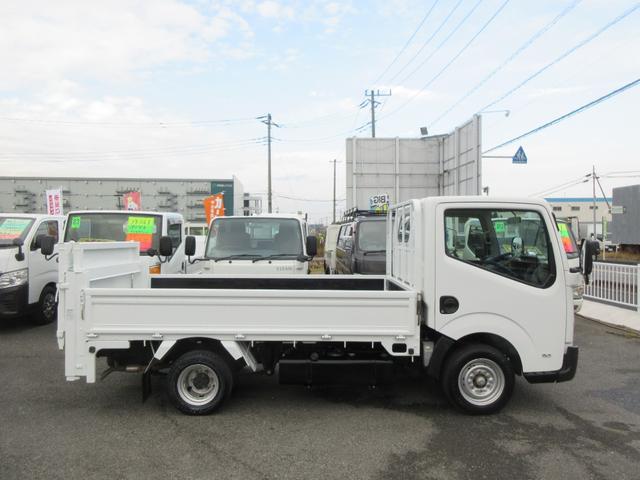 アトラストラック スーパーロー パワーゲート スーパーロー 低床 Wタイヤ F5速 ABS D席エアバッグ 集中ドア 左電格ミラー 極東製600Kg型垂直ゲート 2段式ゲート 荷台板張り 車両総重量3490Kg 1500Kg積載(4枚目)