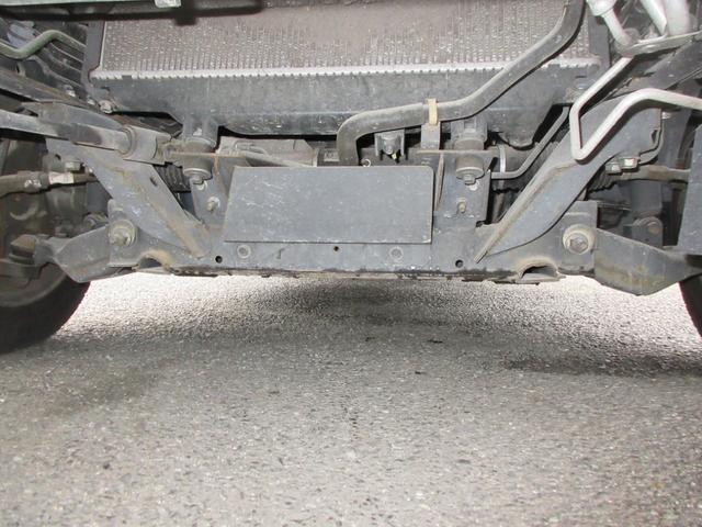 アトラストラック スーパーロー パワーゲート スーパーロー 低床 Wタイヤ F5速 ABS D席エアバッグ 集中ドア 左電格ミラー 極東製600Kg型垂直ゲート 2段式ゲート 荷台板張り 車両総重量3490Kg 1500Kg積載(26枚目)