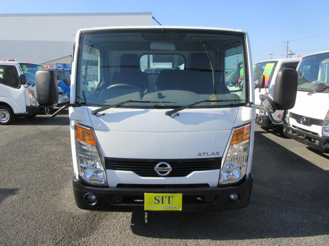 アトラストラック フルスーパーロー　パワーゲート　フルスーパーロー　低床　Ｗタイヤ　オートマ　ＡＢＳ　Ｗエアバッグ　集中ドア　キーレス　ＥＴＣ　左電格ミラー　荷台板張り　トヨタ車体６００Ｋｇ型垂直ゲート　１５００Ｋｇ積載（2枚目）