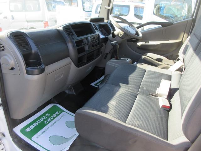 アトラストラック フルスーパーロー　パワーゲート　フルスーパーロー　低床　Ｗタイヤ　オートマ　ＡＢＳ　Ｗエアバッグ　集中ドア　キーレス　ＥＴＣ　左電格ミラー　荷台板張り　トヨタ車体６００Ｋｇ型垂直ゲート　１５００Ｋｇ積載（12枚目）