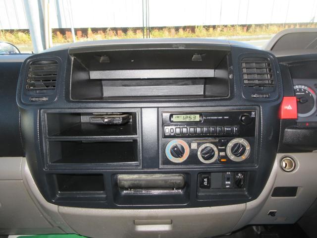 アトラストラック フルスーパーロー フルスーパーロー シングルタイヤ 三方開き F5速 ABS D席エアバッグ 集中ドア キーレス ETC 左電格ミラー 荷台板張り 車両総重量3285Kg 1500Kg積載(14枚目)