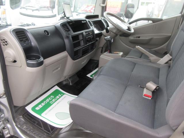 アトラストラック フルスーパーロー　フルスーパーロー　シングルタイヤ　三方開き　オートマ　ＡＢＳ　Ｄ席エアバッグ　集中ドア　キーレス　ＥＴＣ　左電格ミラー　荷台板張り　車両総重量３３０５Ｋｇ　１５００Ｋｇ積載（12枚目）