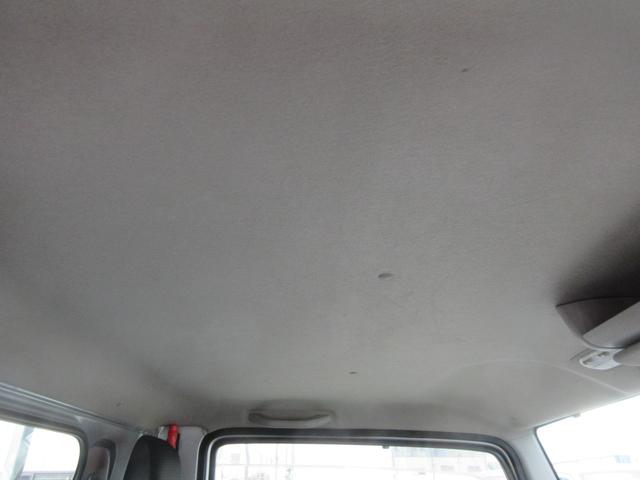 アトラストラック フルスーパーロー　フルスーパーロー　シングルタイヤ　三方開き　オートマ　ＡＢＳ　Ｄ席エアバッグ　集中ドア　キーレス　ＥＴＣ　左電格ミラー　荷台板張り　車両総重量３３０５Ｋｇ　１５００Ｋｇ積載（18枚目）