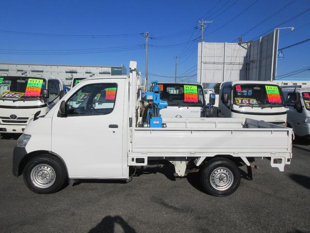 タウンエーストラック ＤＸ　ＤＸ　クレーン　オートマ　三方開き　シングルタイヤ　ＡＢＳ　Ｗエアバッグ　ＥＴＣ　純正ナビ　タダノ製油圧式クレーン吊り上げ荷重４９０Ｋｇ　８００Ｋｇ積載（5枚目）