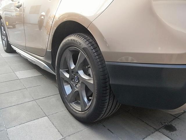 VOLVO V40 CROSS COUNTRY T5 AWD