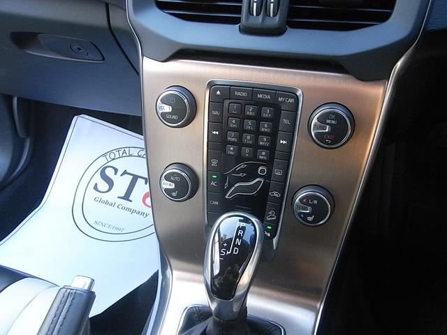 VOLVO V40 CROSS COUNTRY T5 AWD