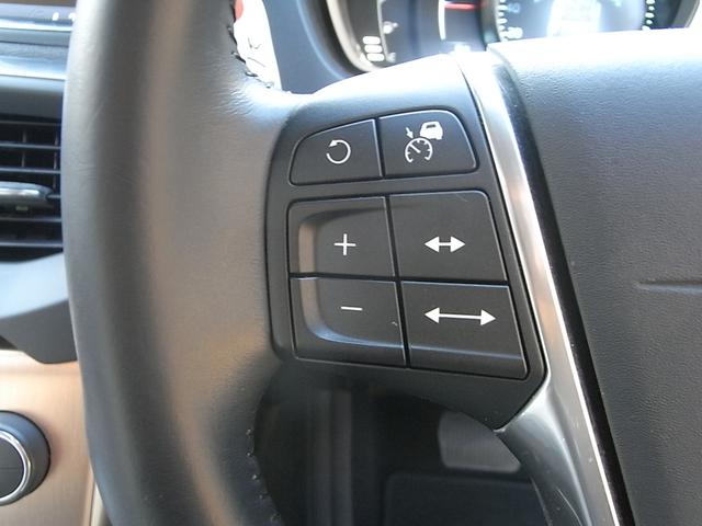 VOLVO V40 CROSS COUNTRY T5 AWD