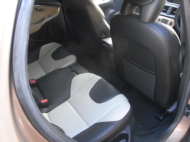 VOLVO V40 CROSS COUNTRY T5 AWD