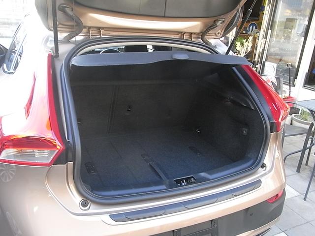 VOLVO V40 CROSS COUNTRY T5 AWD