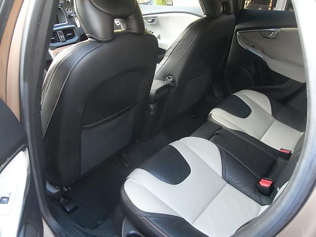 VOLVO V40 CROSS COUNTRY T5 AWD