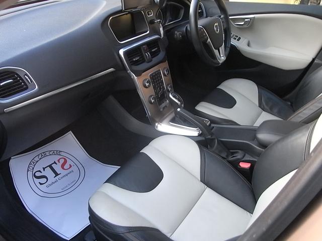 VOLVO V40 CROSS COUNTRY T5 AWD