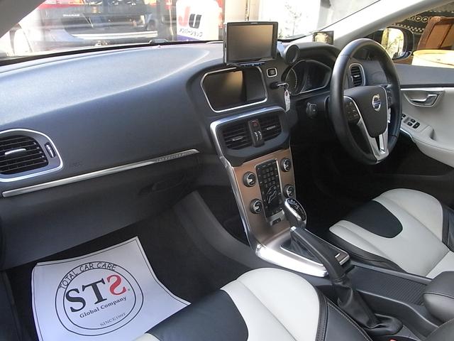 VOLVO V40 CROSS COUNTRY T5 AWD