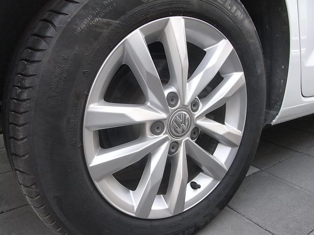 ゴルフトゥーラン TSI コンフォートライン 衝突被害軽減システム LEDヘッドランプ ナビ フルセグTV バックカメラ Bluetooth接続 オートクルーズ ETC DVD再生 CD 純正アルミホイール 7人乗り 3レチシート 禁煙車(52枚目)