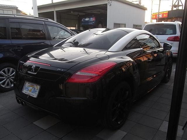 ＲＣＺ ベースグレード　本革　ナビ　フルセグＴＶ　Ｂｌｕｅｔｏｏｔｈ　オートクルーズ　ＨＩＤヘッドライト　１９インチアルミ　禁煙車（4枚目）