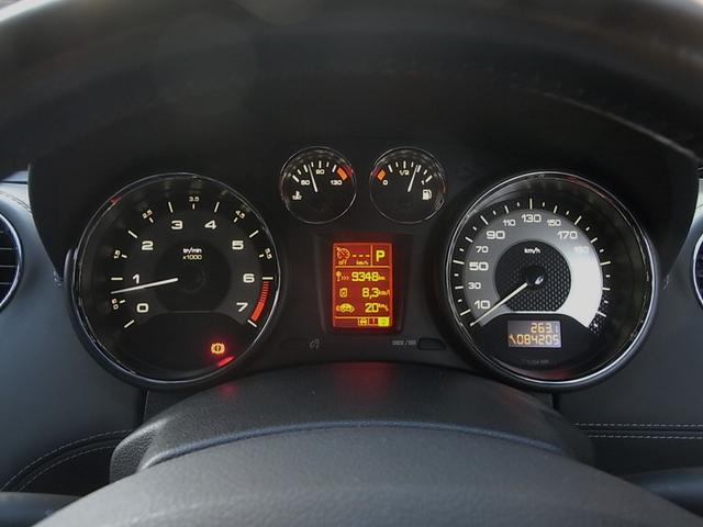 ＲＣＺ ベースグレード　本革　ナビ　フルセグＴＶ　Ｂｌｕｅｔｏｏｔｈ　オートクルーズ　ＨＩＤヘッドライト　１９インチアルミ　禁煙車（23枚目）