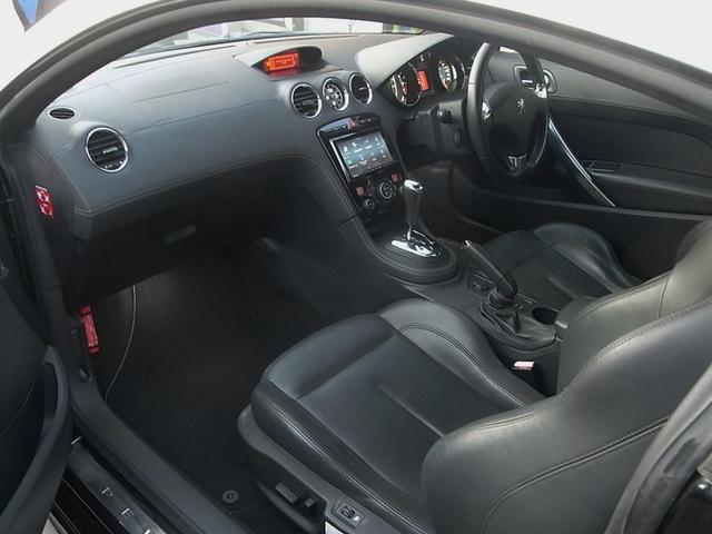 ＲＣＺ ベースグレード　本革　ナビ　フルセグＴＶ　Ｂｌｕｅｔｏｏｔｈ　オートクルーズ　ＨＩＤヘッドライト　１９インチアルミ　禁煙車（27枚目）