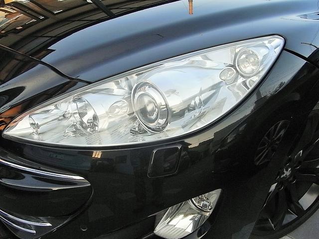 ＲＣＺ ベースグレード　本革　ナビ　フルセグＴＶ　Ｂｌｕｅｔｏｏｔｈ　オートクルーズ　ＨＩＤヘッドライト　１９インチアルミ　禁煙車（42枚目）