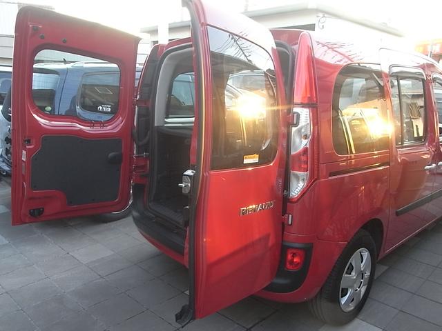 カングー ゼン　ナビ　フルセグＴＶ　Ｂｌｕｅｔｏｏｔｈ　オートエアコン　ＥＴＣ　ＩＳＯＦＩＸ　両側スライドドア　フロントフォグランプ　禁煙車（30枚目）