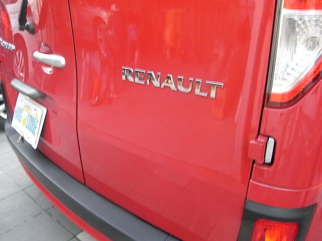 カングー ゼン　ナビ　フルセグＴＶ　Ｂｌｕｅｔｏｏｔｈ　オートエアコン　ＥＴＣ　ＩＳＯＦＩＸ　両側スライドドア　フロントフォグランプ　禁煙車（50枚目）