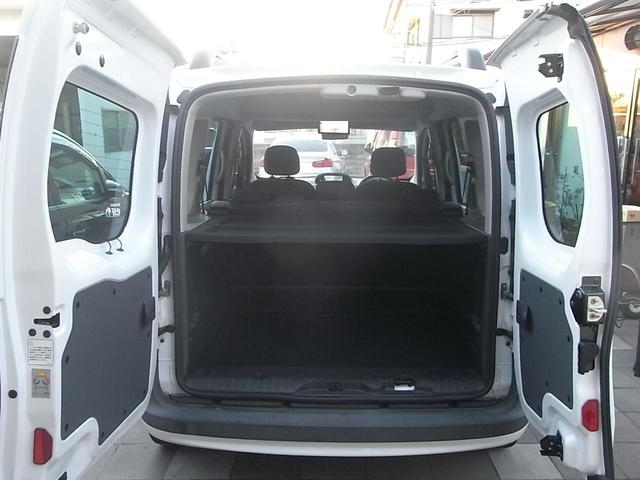 カングー ゼン ゼン(5名) ナビ フルセグTV バックカメラ 後席TV Bluetooth オートクルーズ マルチルーフレール ETC 禁煙車(29枚目)