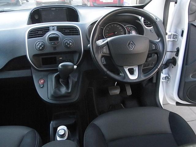 カングー ゼン ゼン(5名) ナビ フルセグTV バックカメラ 後席TV Bluetooth オートクルーズ マルチルーフレール ETC 禁煙車(39枚目)