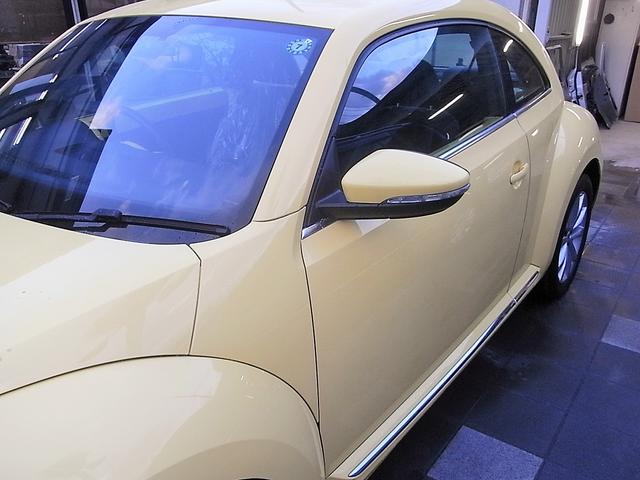 ザ・ビートル デザインレザーパッケージ　ターボ　本革シート　シートヒーター　ディスプレイオーディオ　純正バックカメラ　デジタルインナーミラー　パドルシフト　１７インチアルミ　ＥＴＣ　禁煙車（39枚目）