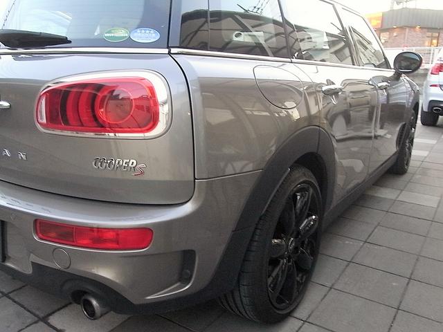 ＭＩＮＩ クーパーＳ　クラブマン　クーパーＳ　クラブマン（５名）２０００ｃｃターボ　スマートキー　本革シート　パワーシート　シートヒーター　ナビ　バックカメラ　Ｂｌｕｅｔｏｏｔｈ　オートクルーズ　プッシュスタート　ＥＴＣ　禁煙車（9枚目）