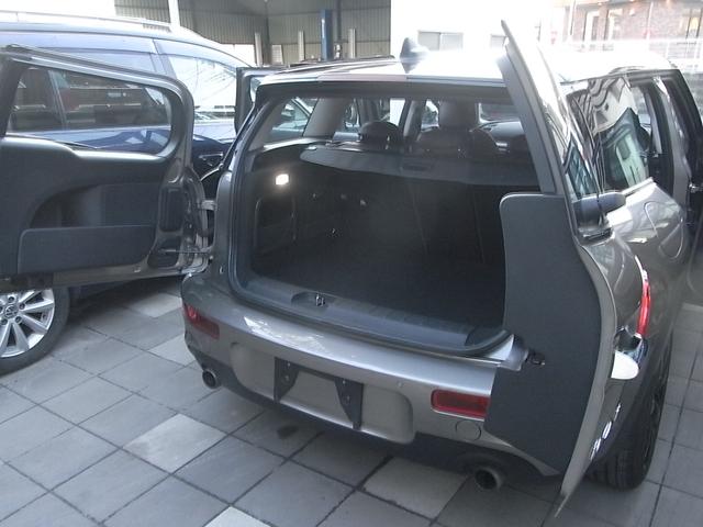 ＭＩＮＩ クーパーＳ　クラブマン　クーパーＳ　クラブマン（５名）２０００ｃｃターボ　スマートキー　本革シート　パワーシート　シートヒーター　ナビ　バックカメラ　Ｂｌｕｅｔｏｏｔｈ　オートクルーズ　プッシュスタート　ＥＴＣ　禁煙車（32枚目）