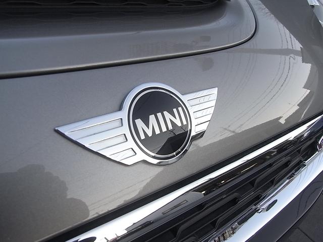 ＭＩＮＩ クーパーＳ　クラブマン　クーパーＳ　クラブマン（５名）２０００ｃｃターボ　スマートキー　本革シート　パワーシート　シートヒーター　ナビ　バックカメラ　Ｂｌｕｅｔｏｏｔｈ　オートクルーズ　プッシュスタート　ＥＴＣ　禁煙車（47枚目）