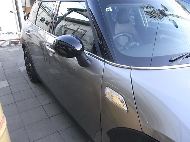 ＭＩＮＩ クーパーＳ　クラブマン　クーパーＳ　クラブマン（５名）２０００ｃｃターボ　スマートキー　本革シート　パワーシート　シートヒーター　ナビ　バックカメラ　Ｂｌｕｅｔｏｏｔｈ　オートクルーズ　プッシュスタート　ＥＴＣ　禁煙車（50枚目）