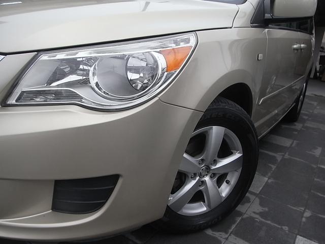 ルータン ＳＥＬ　左ハンドル　本革シート　シートヒーター　パワーシート　脱着式セカンドシート　北米仕様のオリジナル車をキープした車両　サンルーフ　純正ダブルフリップダウンモニター　米国ＤＶＤ視聴可能　ＥＴＣ　禁煙車（6枚目）