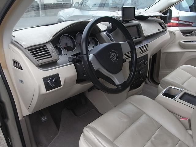 ルータン ＳＥＬ　左ハンドル　本革シート　シートヒーター　パワーシート　脱着式セカンドシート　北米仕様のオリジナル車をキープした車両　サンルーフ　純正ダブルフリップダウンモニター　米国ＤＶＤ視聴可能　ＥＴＣ　禁煙車（10枚目）