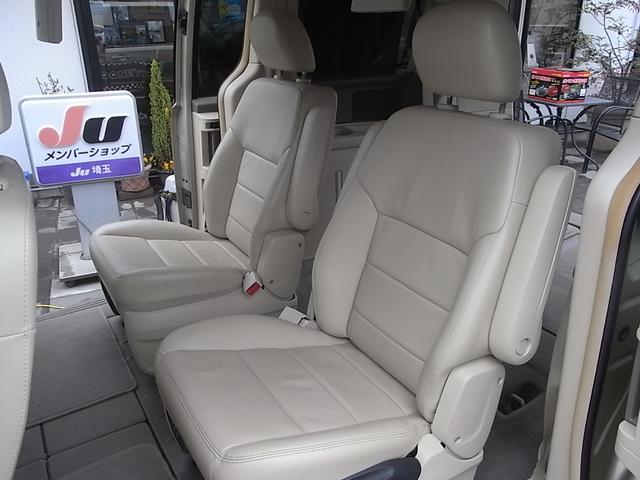 ルータン ＳＥＬ　左ハンドル　本革シート　シートヒーター　パワーシート　脱着式セカンドシート　北米仕様のオリジナル車をキープした車両　サンルーフ　純正ダブルフリップダウンモニター　米国ＤＶＤ視聴可能　ＥＴＣ　禁煙車（16枚目）