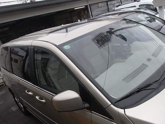 ルータン ＳＥＬ　左ハンドル　本革シート　シートヒーター　パワーシート　脱着式セカンドシート　北米仕様のオリジナル車をキープした車両　サンルーフ　純正ダブルフリップダウンモニター　米国ＤＶＤ視聴可能　ＥＴＣ　禁煙車（42枚目）