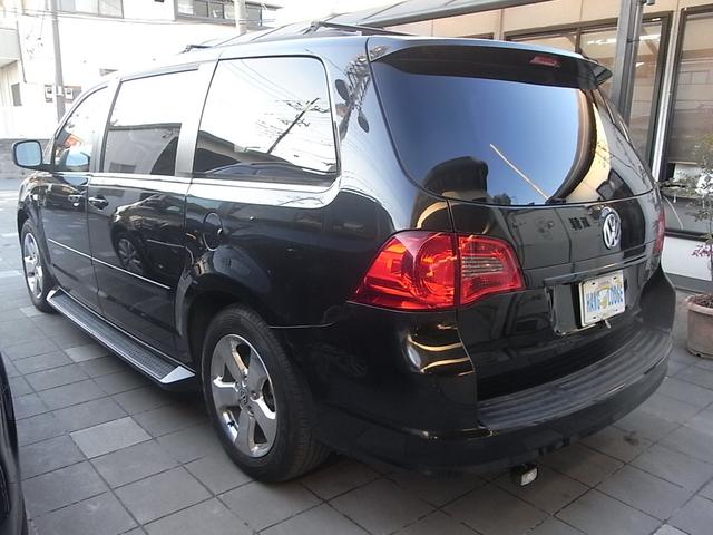 ルータン SE 本革シート シートヒーター バックカメラ フルセグTV Bluetooth 電動バックドア オートクルーズ 脱着式セカンドシート 床下収納サードシート サイドステップ ルーフキャリア ETC 禁煙車(6枚目)