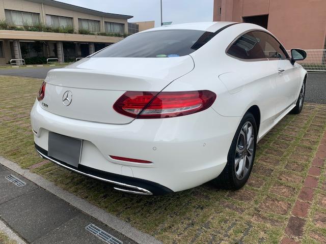 Cクラス C180クーペ レーダーセーフティパッケージ ハーフレザーシート シートヒーター レーダークルーズ 純正HDDナビ フルセグTV バックカメラ ブルートゥースオーディオ ETC スマートキー LEDヘッドライト(5枚目)