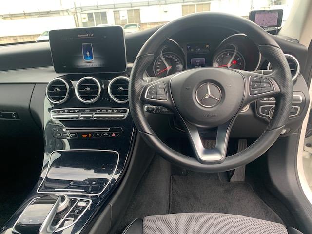 Cクラス C180クーペ レーダーセーフティパッケージ ハーフレザーシート シートヒーター レーダークルーズ 純正HDDナビ フルセグTV バックカメラ ブルートゥースオーディオ ETC スマートキー LEDヘッドライト(6枚目)