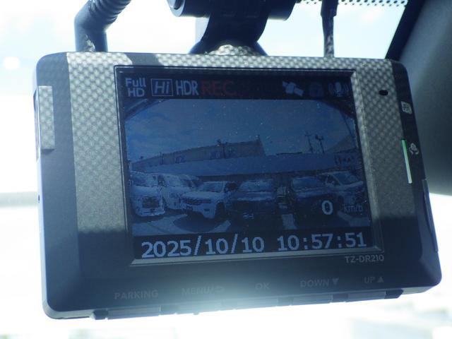 アルファードハイブリッド エグゼクティブラウンジ　４ＷＤ　Ｂｌｕｅｔｏｏｔｈ対応ナビ　ＵＳＢ／ＨＤＭＩ接続　トヨタチームメイト　ＪＢＬサウンド　前後ドラレコ　本革シート　３眼シーケンシャル　左右独立ムーンルーフ　禁煙車　ＯＢＤ診断済み　グー鑑定書付き（28枚目）